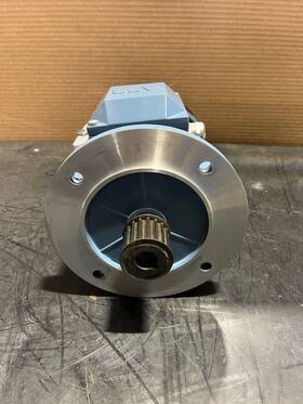 M2va80c-4 Abb Motors / 80c40057 1.15 Kw Electric Motor