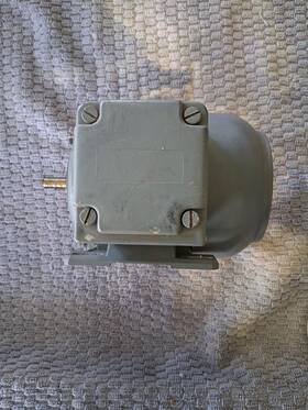 Am56ky4 Aeg 250 To 440 3 Phase Motor .07kw .42/.24 Amps