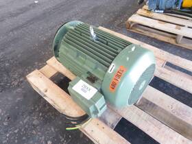 M4525 Atb Flender 160l/4e-21 Af Motor 230/460v 3 Ph. 18 Kw 1765 Rpm