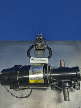 725-jk-0 Baldor 32859a Electric Gear Motor Type 125p 90vdc Used