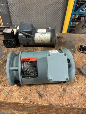 35w698-0872g1 Baldor 6p14h3408 Electric Motor 3ph 2hp 1725rpm 145yz Used