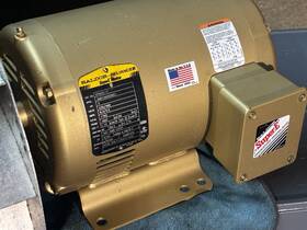 Efm3211t Baldor New Super-e Motor 3hp 230-460v 3 182t 1-1/8 Inch Shaft 1765 Rpm
