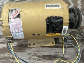 1055656 Baldor Reliance Super E Motor 3.7 Hp 3-phase 208-230/460v 1750 Rpm Tefc