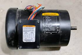 Vm3554 Baldor 1.5 Hp 208-230/460v 3p 1725 Rpm 56c Tefc Motor - Used Less Key