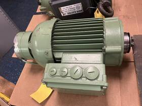 Dk94-241-as Bauer 181730-01 Motor 1.5kw 1710rpm 480v 3ph G12-10/dk94-241-as/m Dk94-241-as Bauer 181730-01 Motor 1.5kw 1710rpm 480v 3ph G12-10/dk94-241-as/m