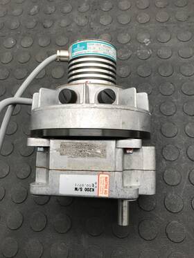 F-462 Baumuller Nunberg F-462/0560 Baum Ller N Rnberg Gdm 120 F 462/0560 Servo Gearmotor Assembly Used