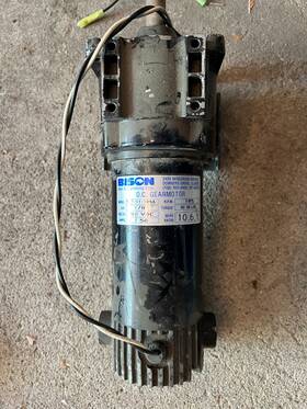 507-01-106a Bison Dc Gearmotor