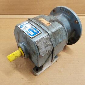 F832a-14s-b5 Boston Gear Ratio-14 1 1.140hp Torq-584 Helical Drive - Used