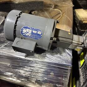 Pfg-15-10a1 Brown & Sharpe Lr-13758 And Doerr 602236j761 Ac Motor 1/3 Hp 1140 Rpm 3ph
