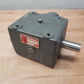 12hb1-lr10 Browning Bevel Gear Reducer 1-1/4 Inch Shaft Od 1/4 Keyway - Used