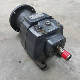 Cbn3132sb3u140tc Browning Ratio- 25 1 Gear Reducer. Output Torq- 1771 In-lbs