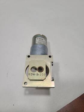 En35-h114g6b Canon Cn35-14207 24v Dc Motor With Some Mounts Tested And Working