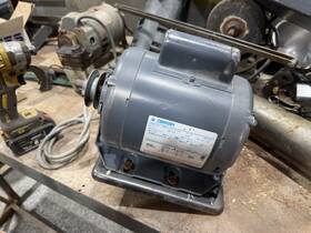 8-107736-03 Century Centrury 230/115 Rmp 1725 Hp 3/4 Amps 5.0/10.0 Amb 40 Deg 60hz
