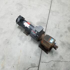 2m169d Dayton Dc Motor Model With 18.6-1 Ratio Gear Box Hp 3/4 Rpm 1725 90vdc