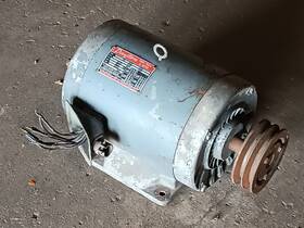 2n984-a Dayton 3-phase General Purpose Motor 5hp 1740rpm Frame 215 220/440v