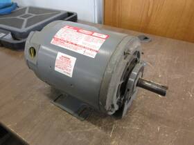 208-220 Dayton 3n487b Motor 3/4hp 1800rpm 208-220/440v 2.8-2.7/1.35a 50/60hz 3ph Used