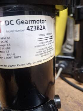 4z382a Dayton #4z382a Dc Gearmotor 1/8hp 90v 1.5a 61 Rpm 30 1 Ratio S41