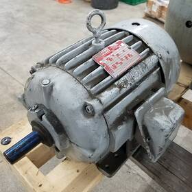462054 Delco 7-1/2hp 3500rpm Frame 215 3 Phase A.c. Motor - Used