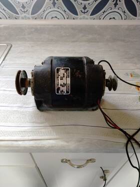 1725 Delco 7383 Vtg Electric Motor Model A Rpm 1/6 Hp Works Well