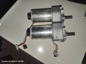 8844101869 Dunker Motoren Lot Of 2 Motor - Typ. Gr 63x25 24vdc 2.7a-26a 3300rpm Untested