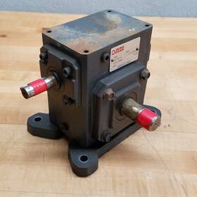 B20660r-e03 Dura Gear 60 1 Ratio Gearbox. 0.558 Hp 1750rpm Frame-206 - Used
