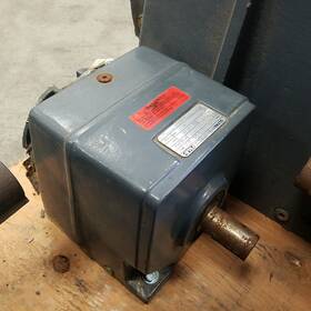 06ucbn2a25.a.b Falk Ultramite Gear Reducer 140tc Frame 25.250 Ratio - Used