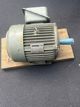 Mla3133a Fuji Amada Rg/fbd 3 Phase Pump Motor /fuji /4 Pole/frame 132s / Jp44