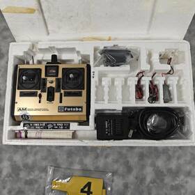 Fp-t6fg Futaba Fp-t6fg/e Vtg 6ch Am 72mhz Transmitter With Charger Parts/repair Gold Face