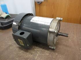 5k36pnb116a Ge Ac Motor 3/4hp 1800rpm 208-230/460v 2.8/1.4a 3ph 60hz Used