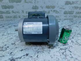 5kc42gn0018 Ge 1/2 Hp 1725 Rpm Motor Fr 56c 1.15 Sf 115/230 Volts C368 Unused