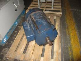 5ks284bd205a Ge Motor 25hp 1800rpm 200-230/460v 60/30a 60hz 3ph Used