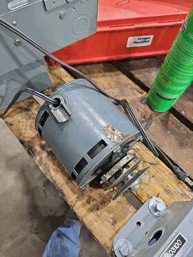5xbh004a Ge General Electric 5k35fn2a Ac Motor 1725 Rpm 1/3 Hp Cy60 Code M A5.8 Sfa6.6 Wya Cont