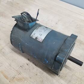 5bpb56kaa49 General Electric Dc Motor 1/3hp 2500rpm 90v 3.8a 56 Frame