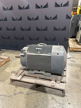 5k445bl274 General Electric 200hp Ac Motor Used