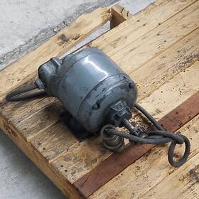 5k47ec42 General Electric Motor 2875/3450 Rpm 440v 1/3 Hp - Used