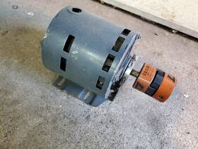 5xbh00c General Electric Ge Motor 1/3 Hp 1725 Rpm 115v 6.4a Cont W Lovejoy L-095 .500 Coupling