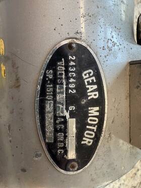 0243c0492g001 General Electric Ge 0243c0492 Electric/ge Breaker Elevating Motor 125 Vdc/vac Magneblast