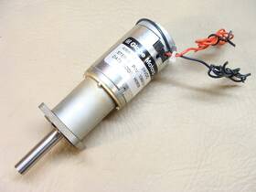 136812-734 Globe 409a781 Motor 24vdc Steris 3/8 Shaft B