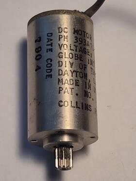230-0620-030 Globe Motors 393a101 Ind.dc Motor Pn 27vdc Rockwell Collins Used