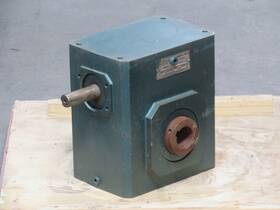 T257992 Grove Gear H232-1 Reducer