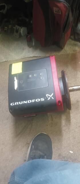 98362250-v01 Grundfos Mle90d 2-182tc-ia 3hp 440-480v 3-phase Tefc Flange-mounted Motor