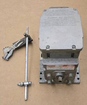 M9175d1014 Honeywell Modutrol Iv Rotary Actuator Motor Q181a1007 Potentiometer
