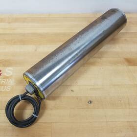 452011 Interroll 60k38 210064 Conveyor Motor. 4-1/2 Inch Diameter 19 Long - Used