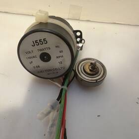 J555 Juei Yuh Motor 7watts 110vac 60hz 0.68