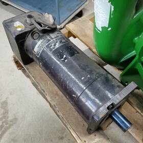 Ttrb-4033-102-a-02-d Kollmorgen Dc Motor 1500rpm 18v 19.6amp 1-3/8 Inch Shaft
