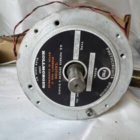 00-00917-061 Kollmorgen U9-4/u6t Dc Motor U9m4/u6t Pmi U6 Tachometer Servodisc Used Part