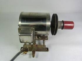 C6t17nk33 Leeson 191231.00 .5hp 1740rpm 575v 56c Tenv 3ph 0.65a 60hz Used