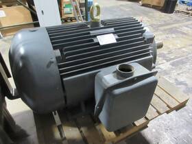 199043.00 Leeson Ultimate E Ac Motor 125hp 1800rpm 460v 3ph 444t Frame Used