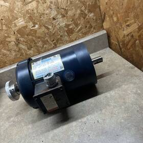 C143t17fc23c Leeson Motor 1 Hp 1745 Rpm 143tc Frame