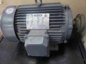 C215t34fb51 Leeson Electrical Motor 15 Hp 3 Phase 208-230/460 R.p.m. 3510 Model